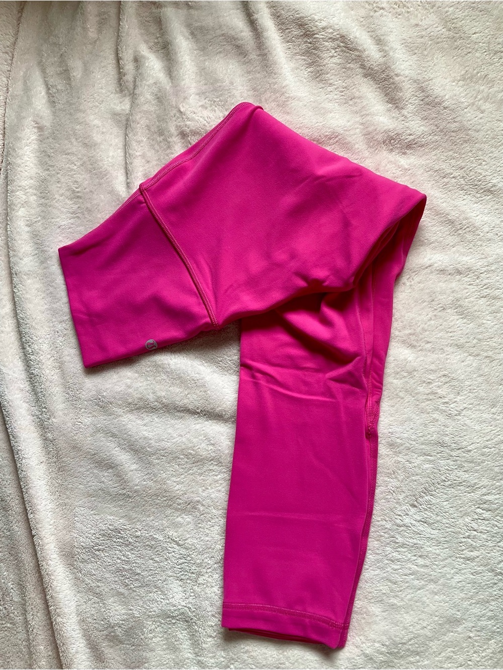 Lululemon align 23 inch high rise crop, sonic pink